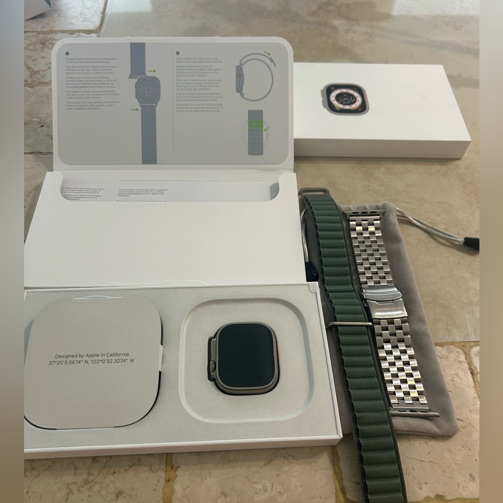 New in Box, never used! 1 extra FREE BAND